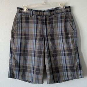 Patagonia mens plaid seersucker organic cotton shorts!